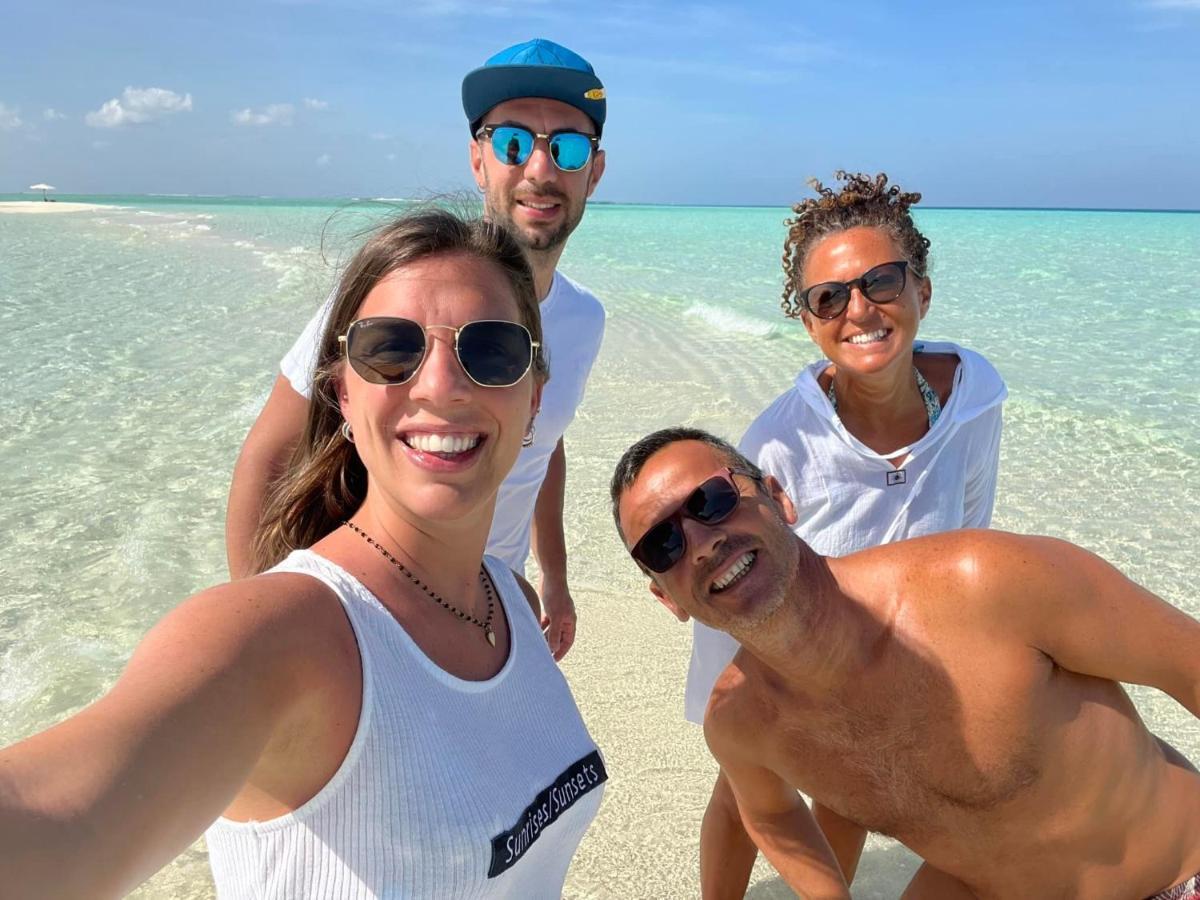 Dhiffushi White Sand Beach Exterior foto